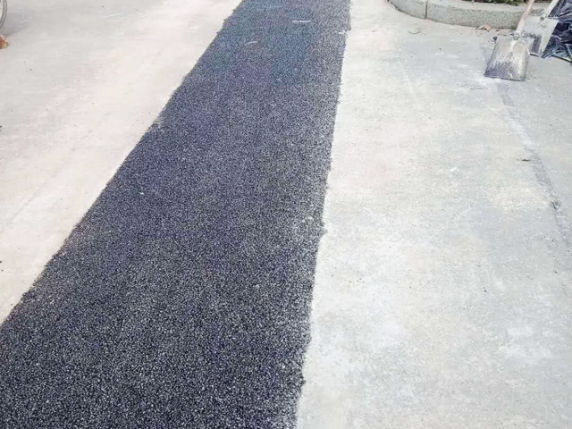 冷補(bǔ)料施工